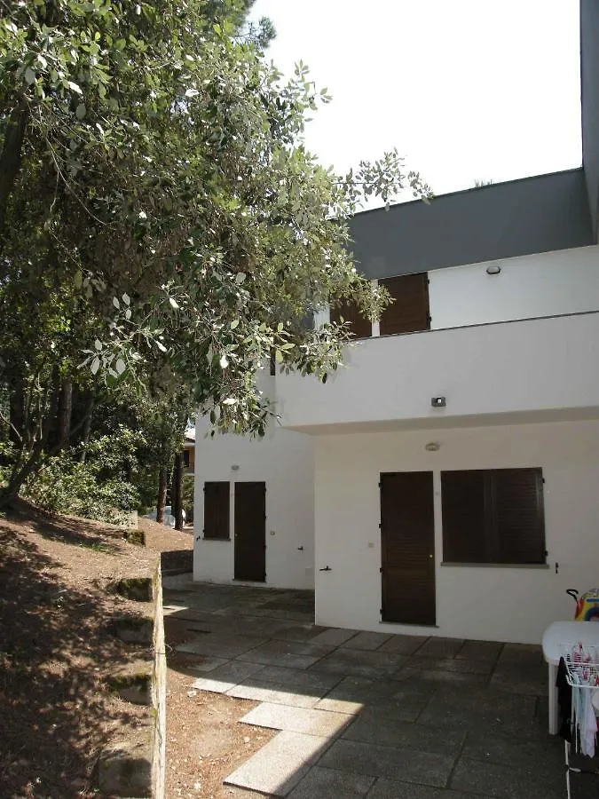 Apartments In Rosolina Mare 33313
